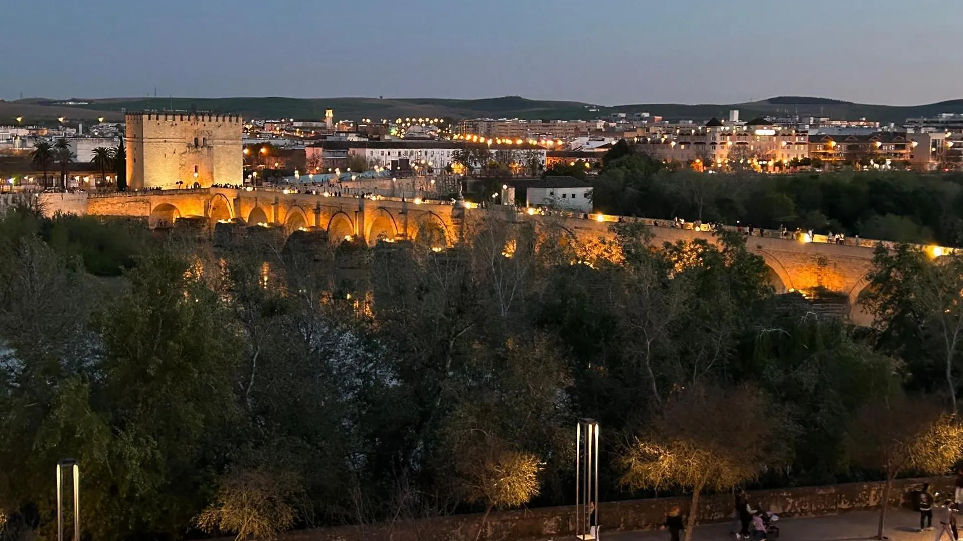 Apartamento Junto A La Mezquita Y El Guadalquivir Córdoba