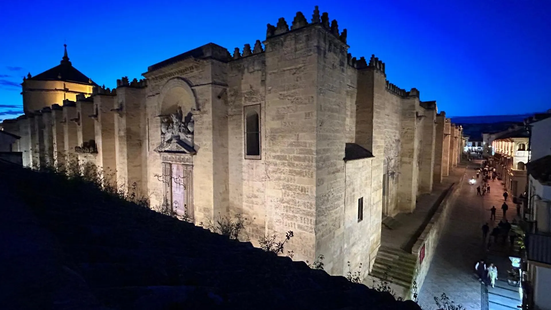 Apartamento Junto A La Mezquita Y El Guadalquivir Córdoba Apartment